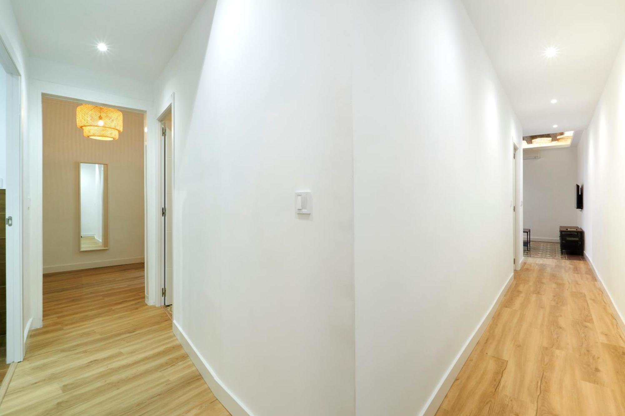 Comfortable Apartment Next To Apolo Theater Barcelone Extérieur photo